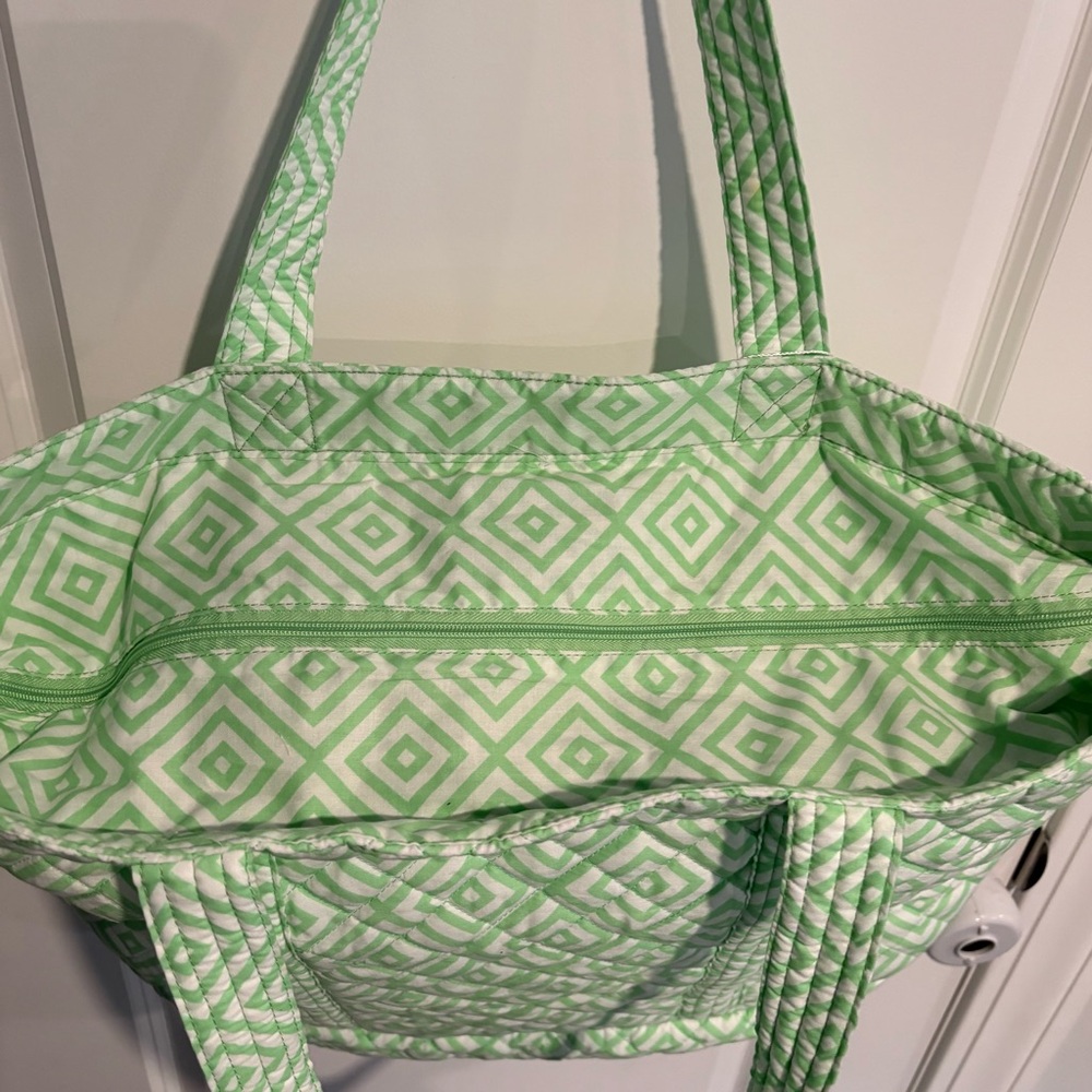 NWT-Quilted Koala large geometric shape quilted double strap tote, green or pink - Picture 6 of 15